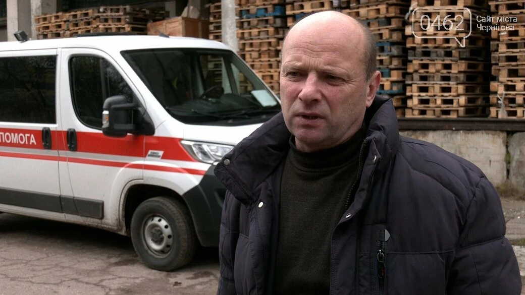 Волонтер із Німеччини привіз до Чернігова 42 ліжка для дитячої лікарні — це його 17-та поїздка за два роки
